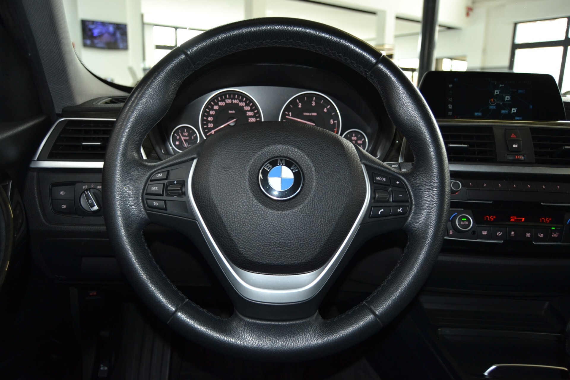 Bmw 316D Touring Luxury UniPro/Navi/Pelle/Xenon/C.Auto