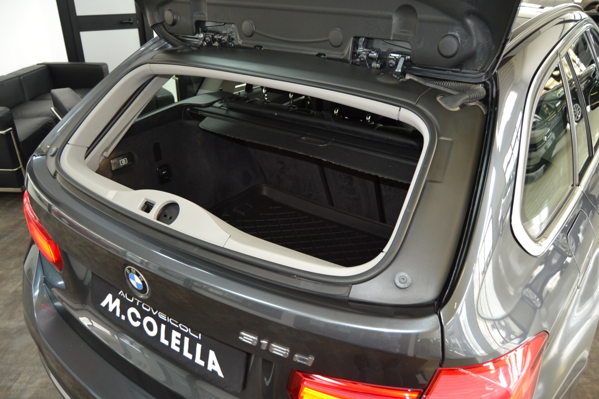 Bmw 316D Touring Luxury UniPro/Navi/Pelle/Xenon/C.Auto