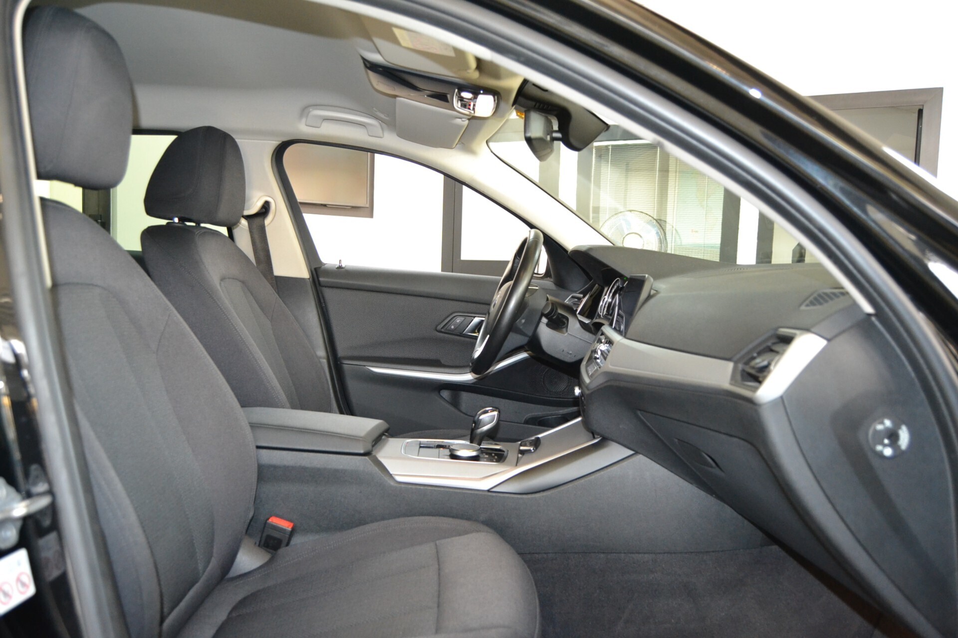BMW 318D SW Advantage Navi/KmDoc/Xenon/CruiseADD/PDK