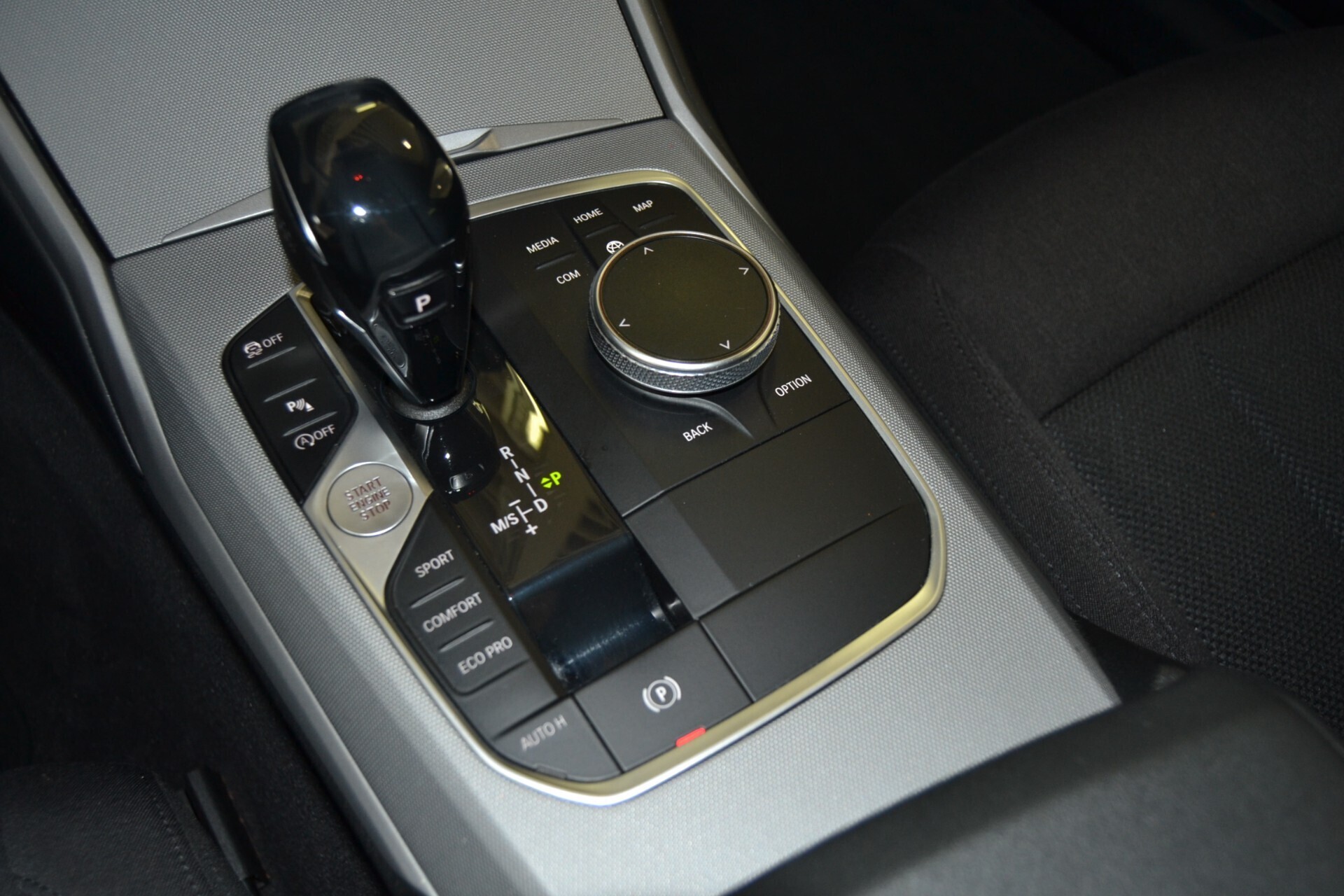 BMW 318D SW Advantage Navi/KmDoc/Xenon/CruiseADD/PDK