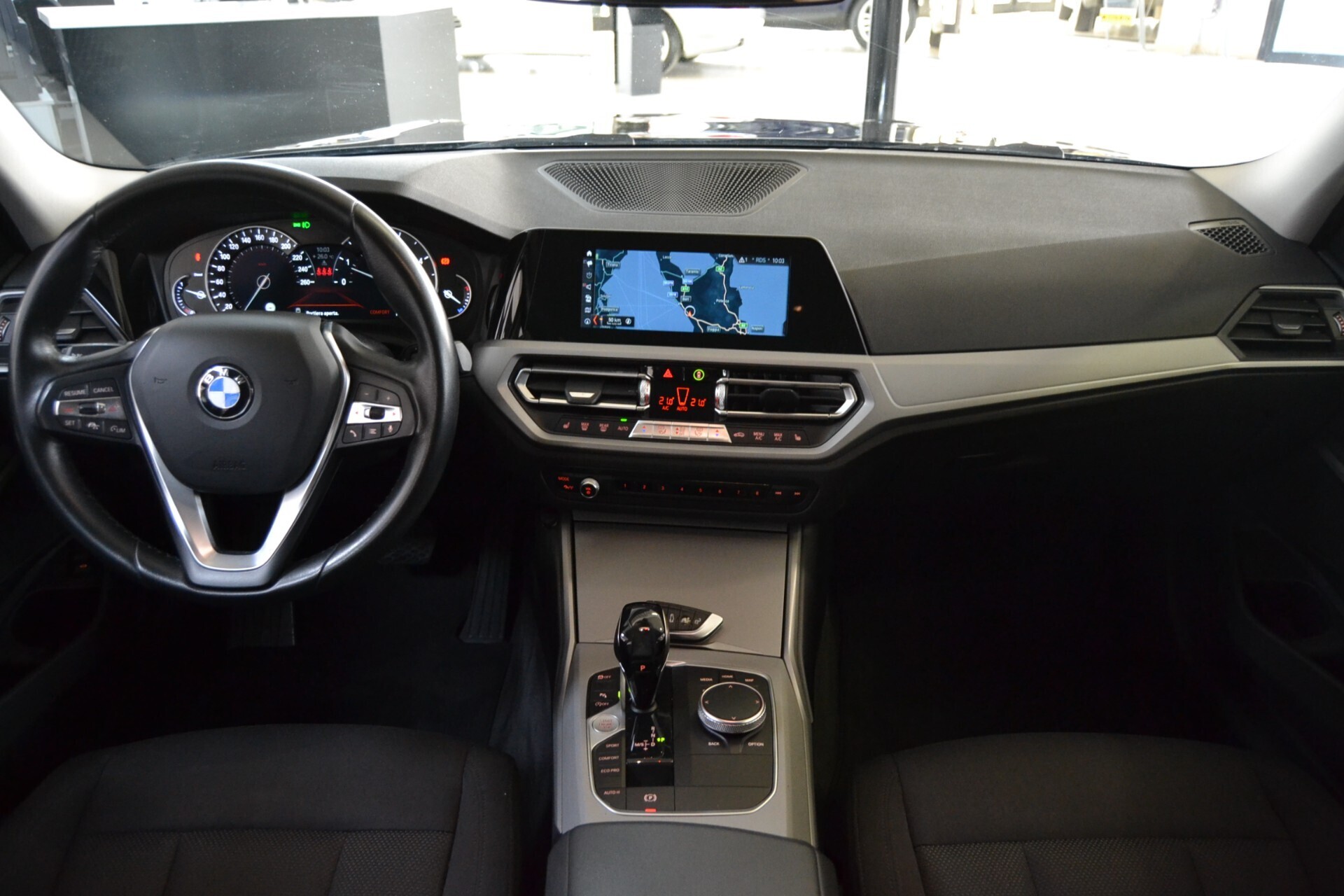 BMW 318D SW Advantage Navi/KmDoc/Xenon/CruiseADD/PDK