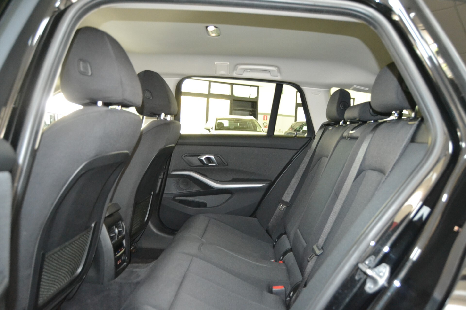 BMW 318D SW Advantage Navi/KmDoc/Xenon/CruiseADD/PDK