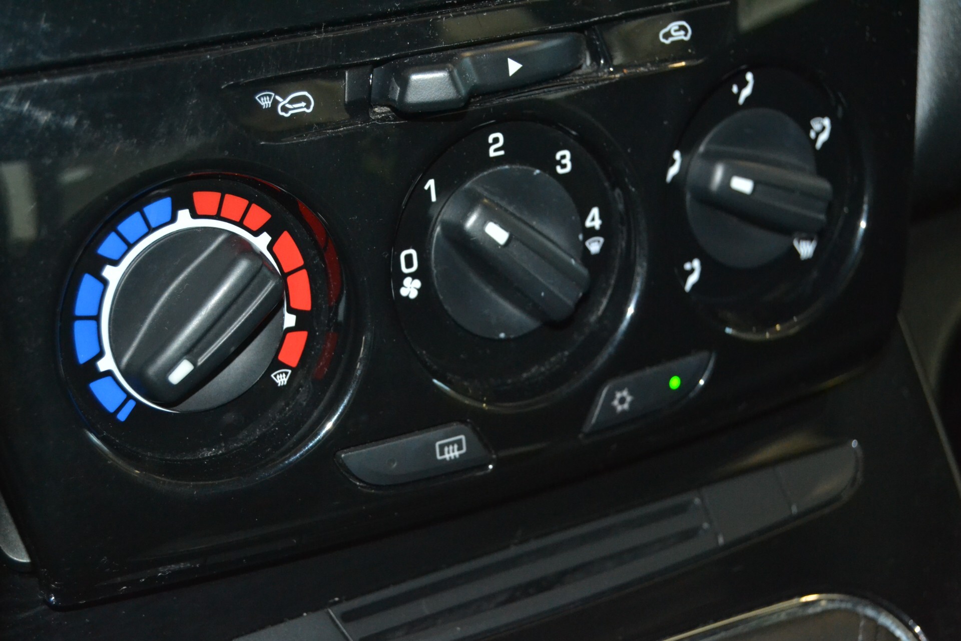 Lancia Ypsilon 0.9 TwinAir 85 CV 5 porte Metano Ecochic Elefantino