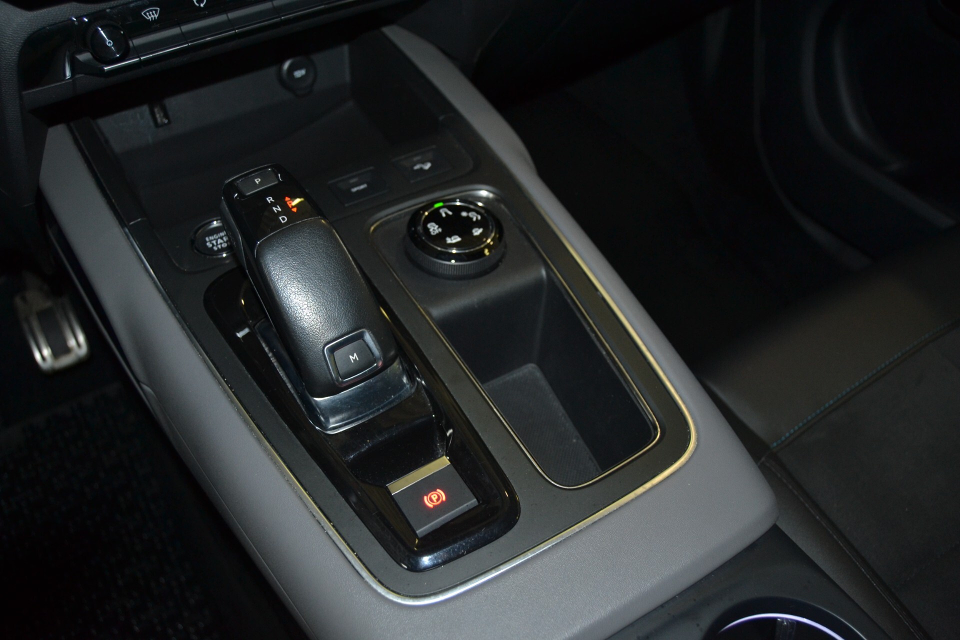 Citroen C5 Aircross BlueHDi 130 EAT8 Shine UNIPRO/KMDOC