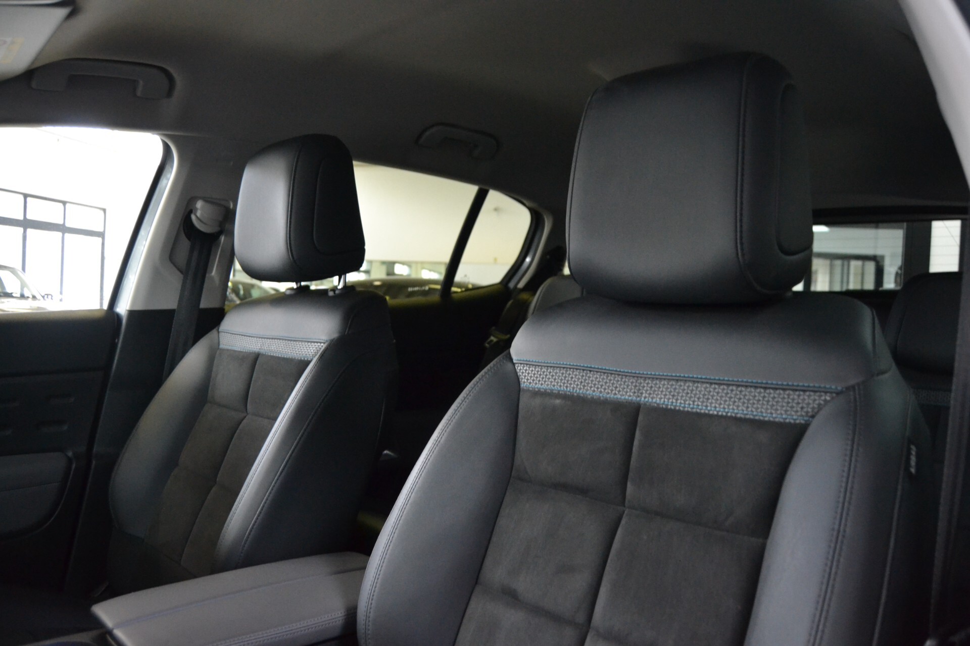 Citroen C5 Aircross BlueHDi 130 EAT8 Shine UNIPRO/KMDOC