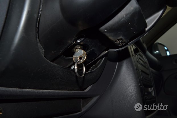 Volkswagen Passat 1.9 TDI/130 CV cat Var. T.line