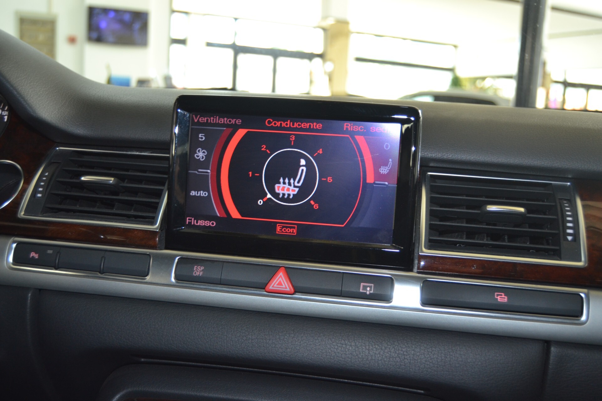 AUDI A8 L 3.0TDI V6 Quattro Navi/Xenon/NoSuperBOLLO