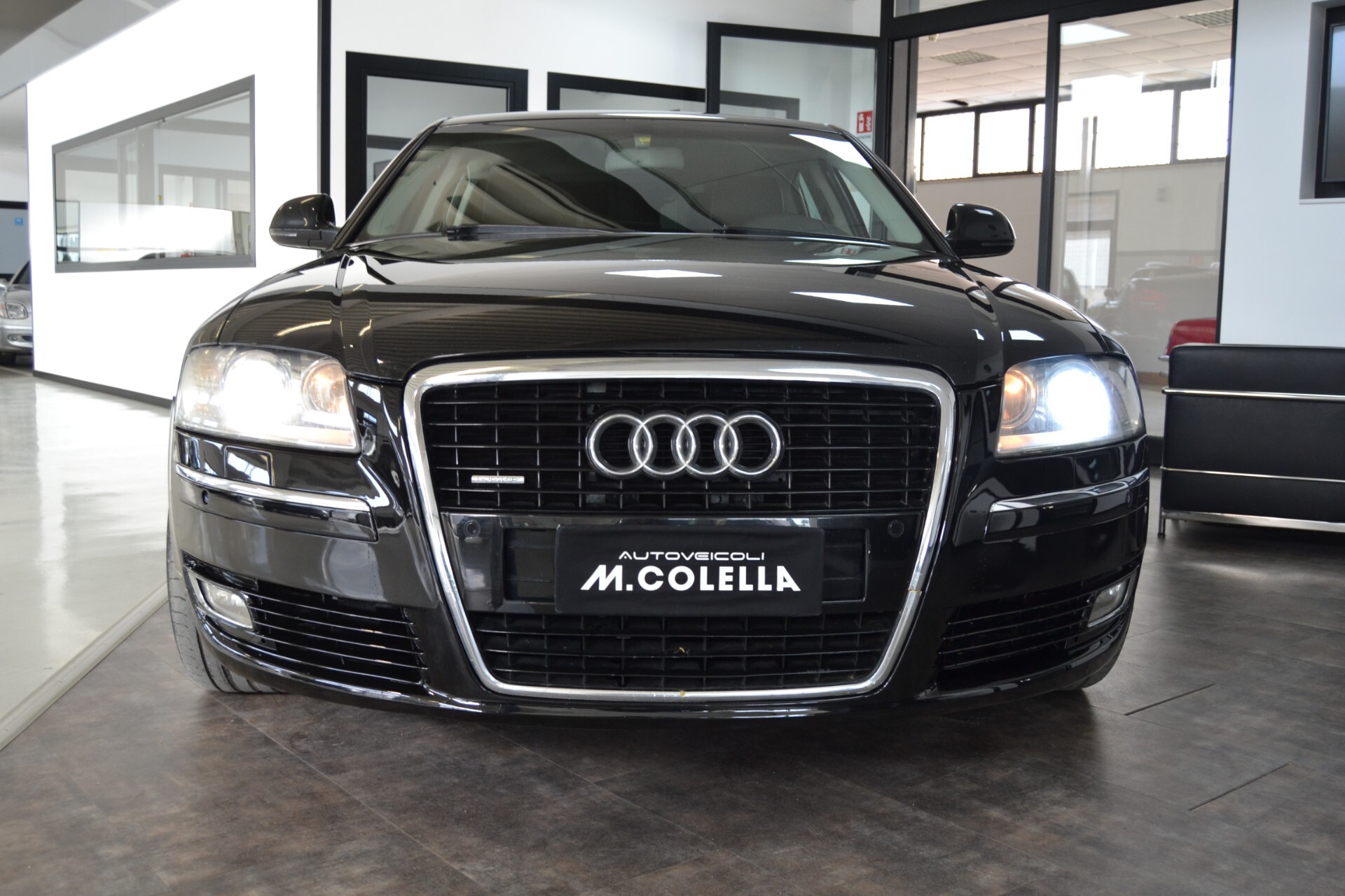 AUDI A8 L 3.0TDI V6 Quattro Navi/Xenon/NoSuperBOLLO