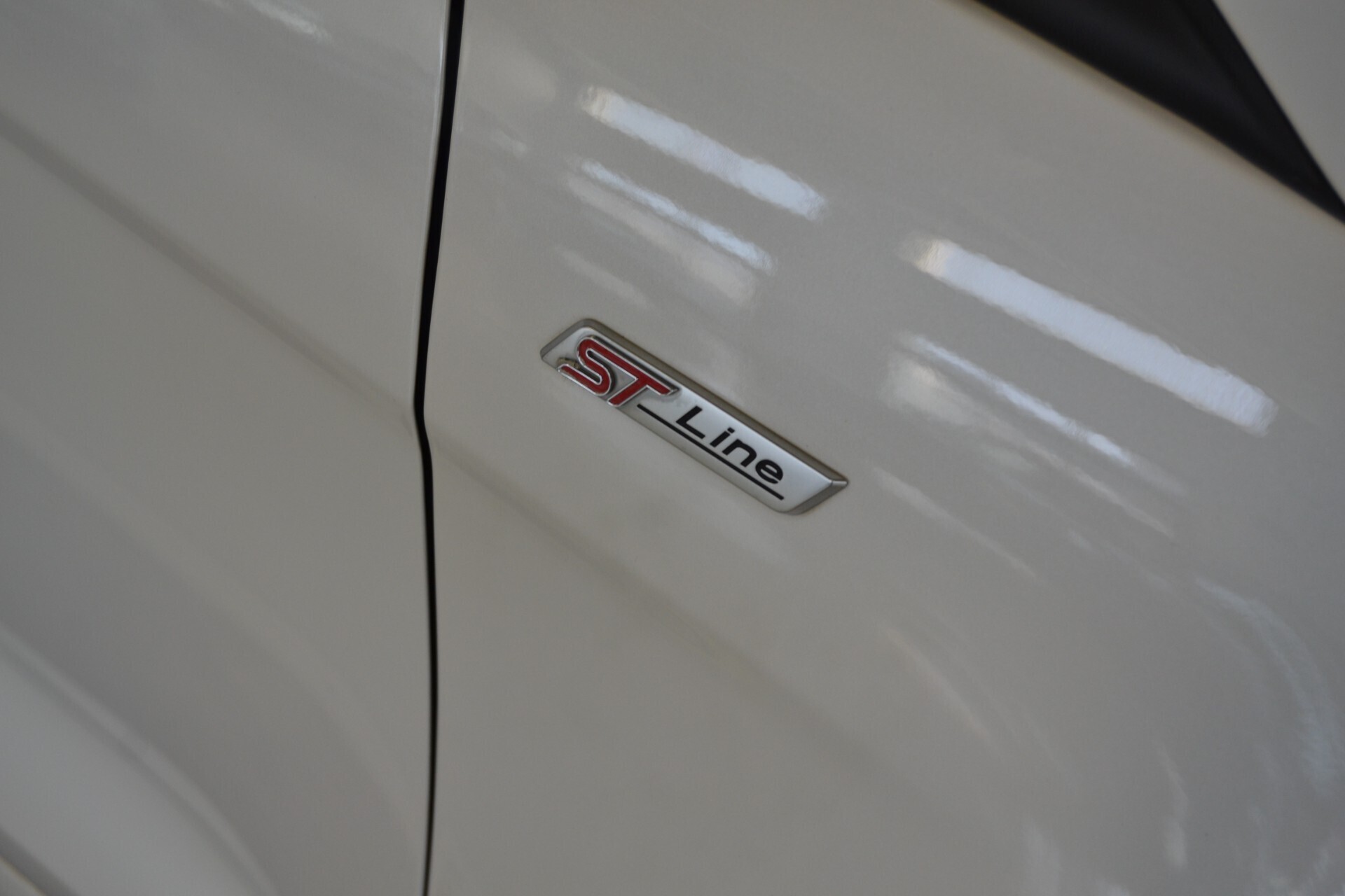 Ford EcoSport 1.5 TDCi ST-Line UniPro/Navi/Telecamera/LED