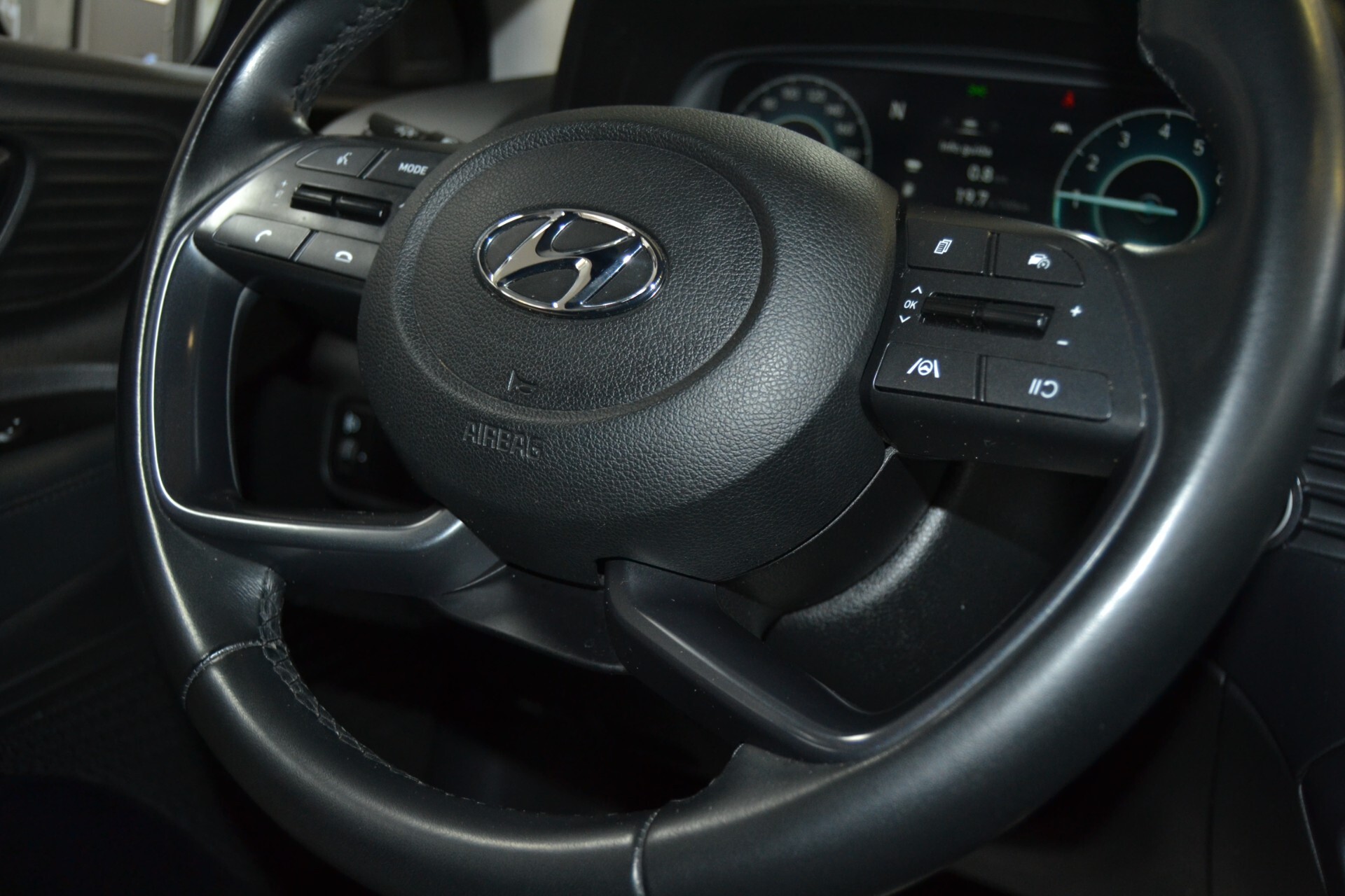 Hyundai Bayon 1.0 T-GDI Hybrid 48V iMT XLine Navi/Cruise/PDK