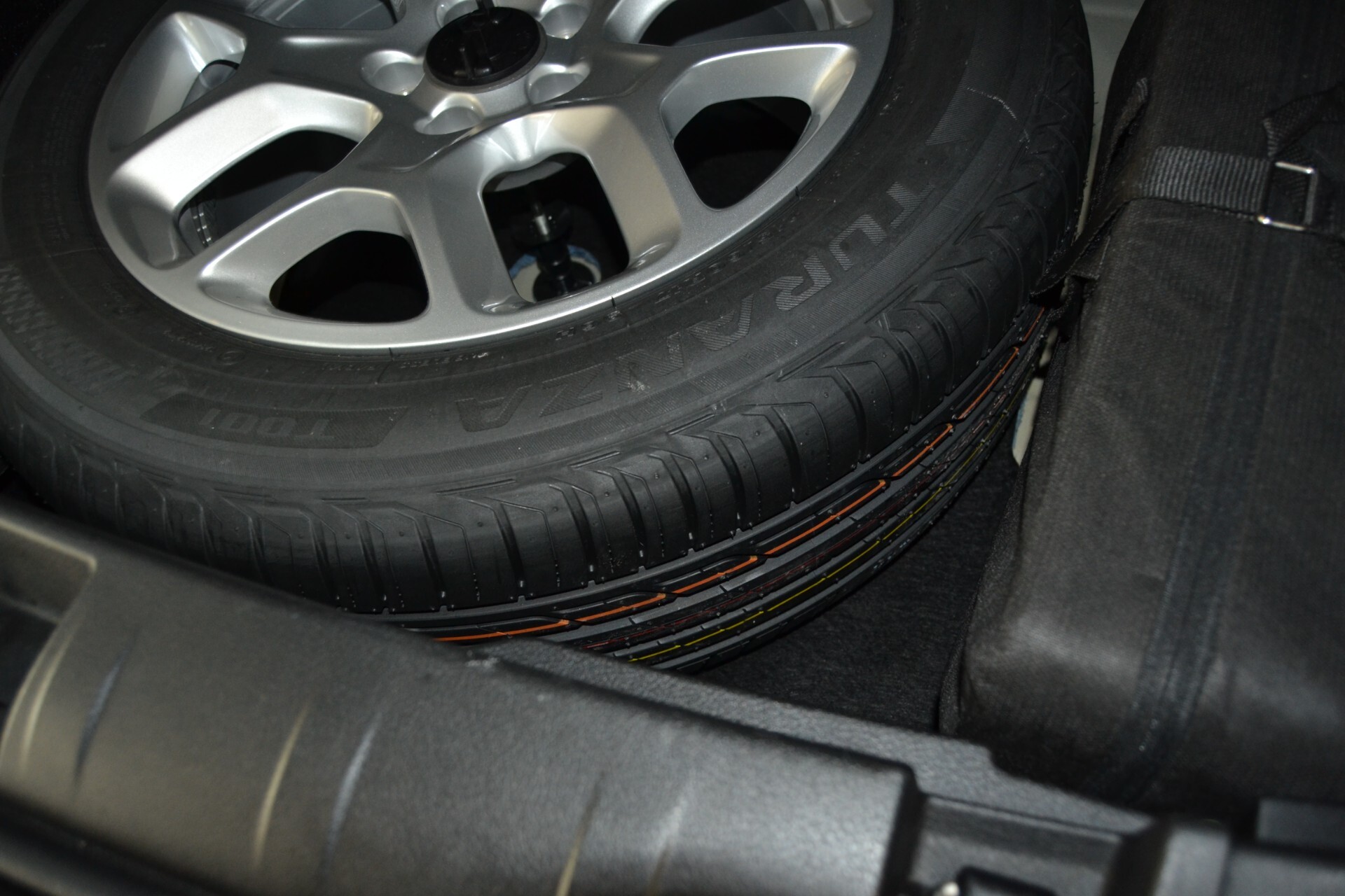 Jeep Renegade 1.6 Mjt 120 CV Limited Navi/Pelle/Gancio/XENON