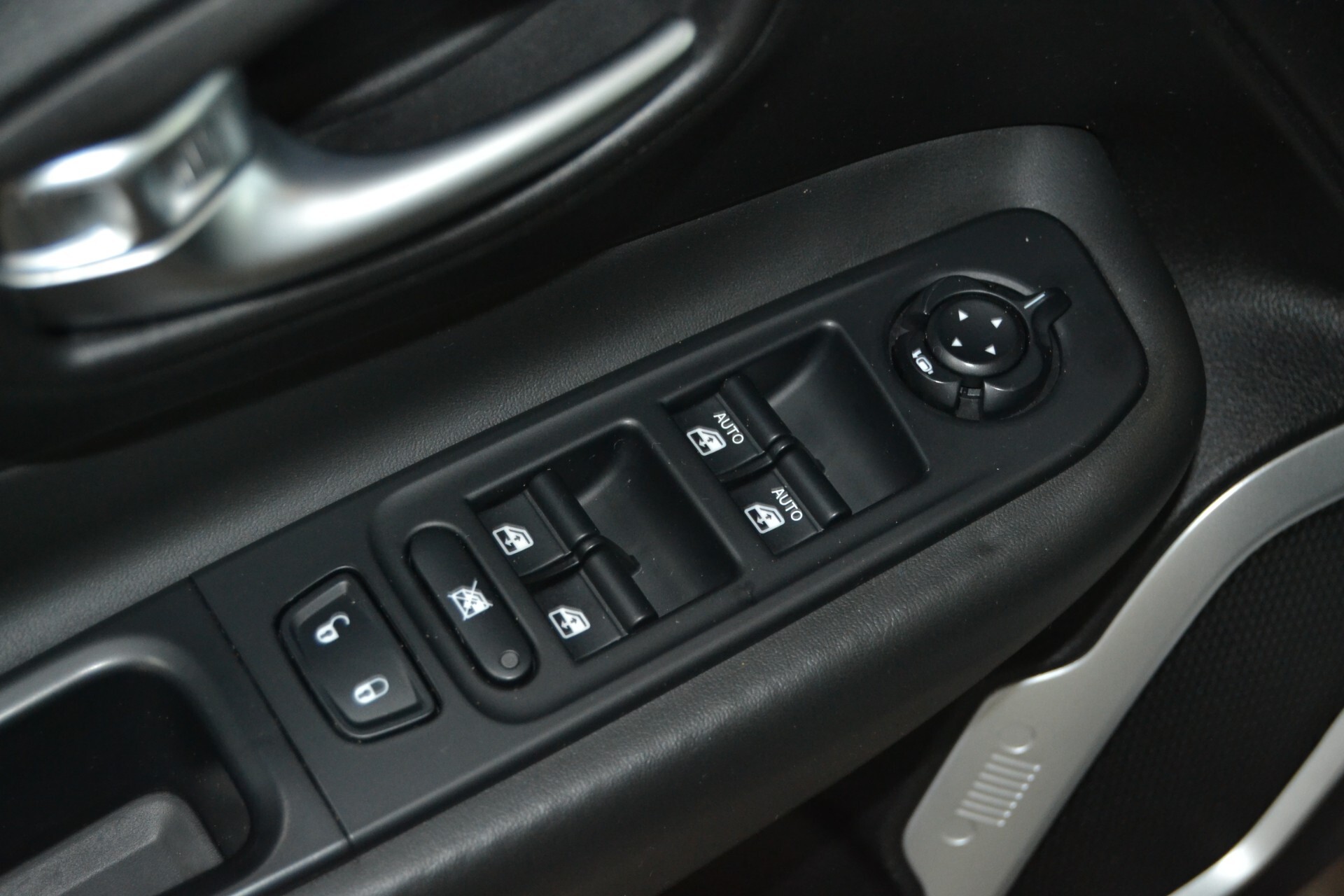 Jeep Renegade 1.6 Mjt 120 CV Limited Navi/Pelle/Gancio/XENON