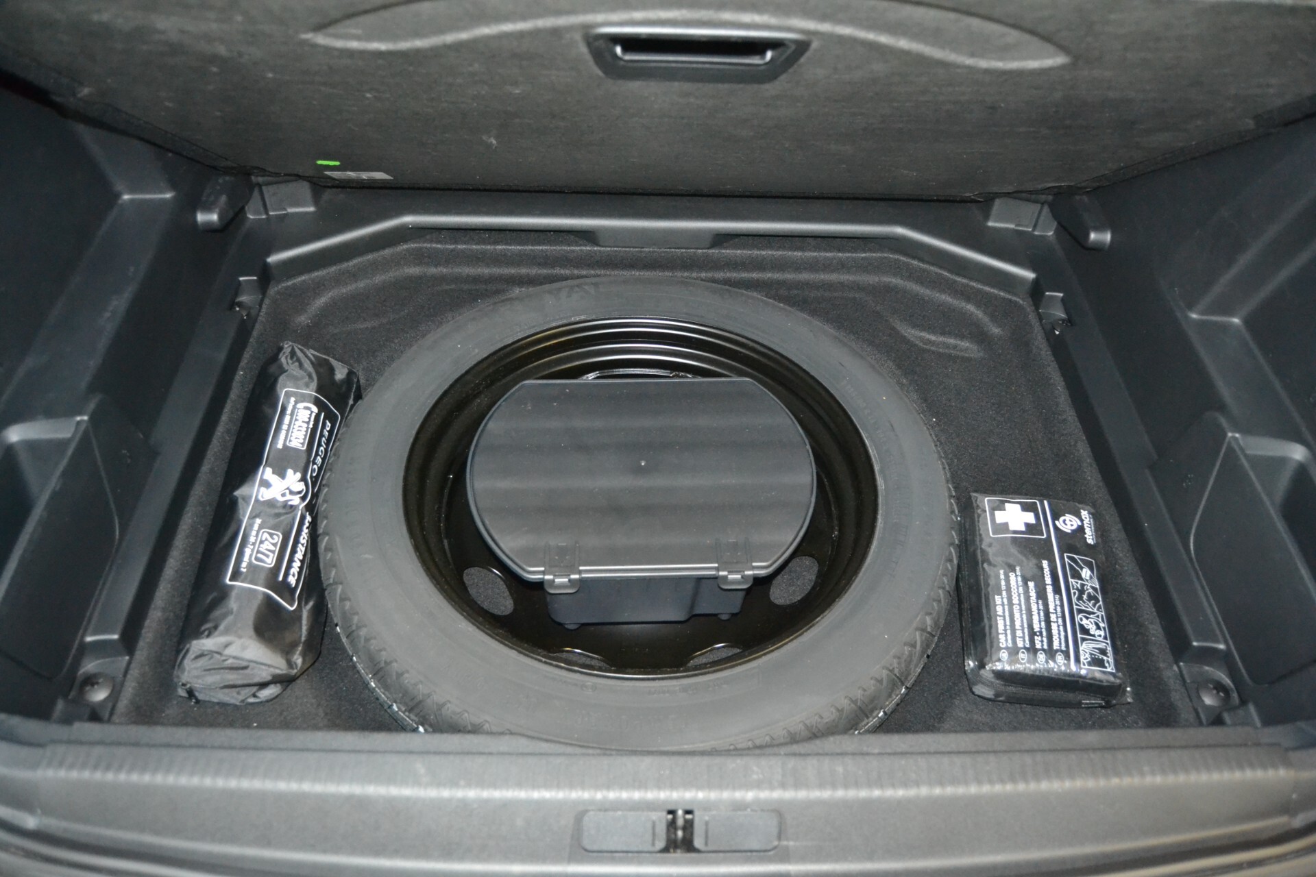 Peugeot 3008 BlueHDi 130CV GT-Line Navi/Pelle/Xenon/UNIPRO