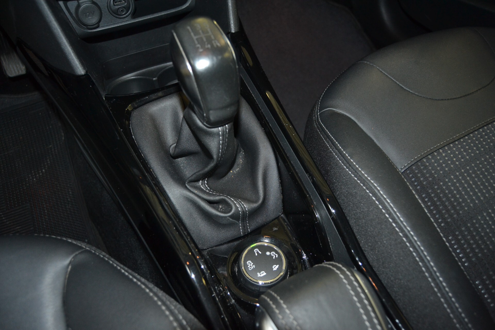 Peugeot 2008 BlueHDi 100Cv Allure Navi/Cruise/PDK