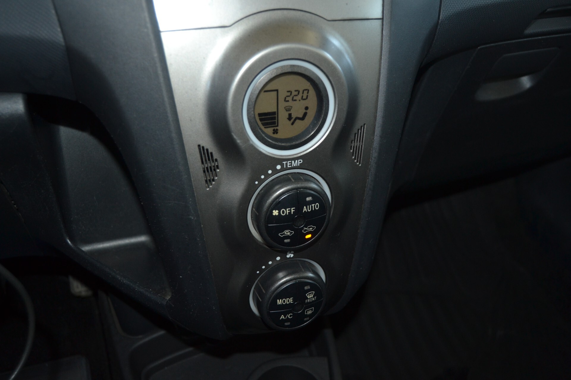 Toyota Yaris 1.0 GPL 5Porte Now UniPro/Antifurto/RadioMP3