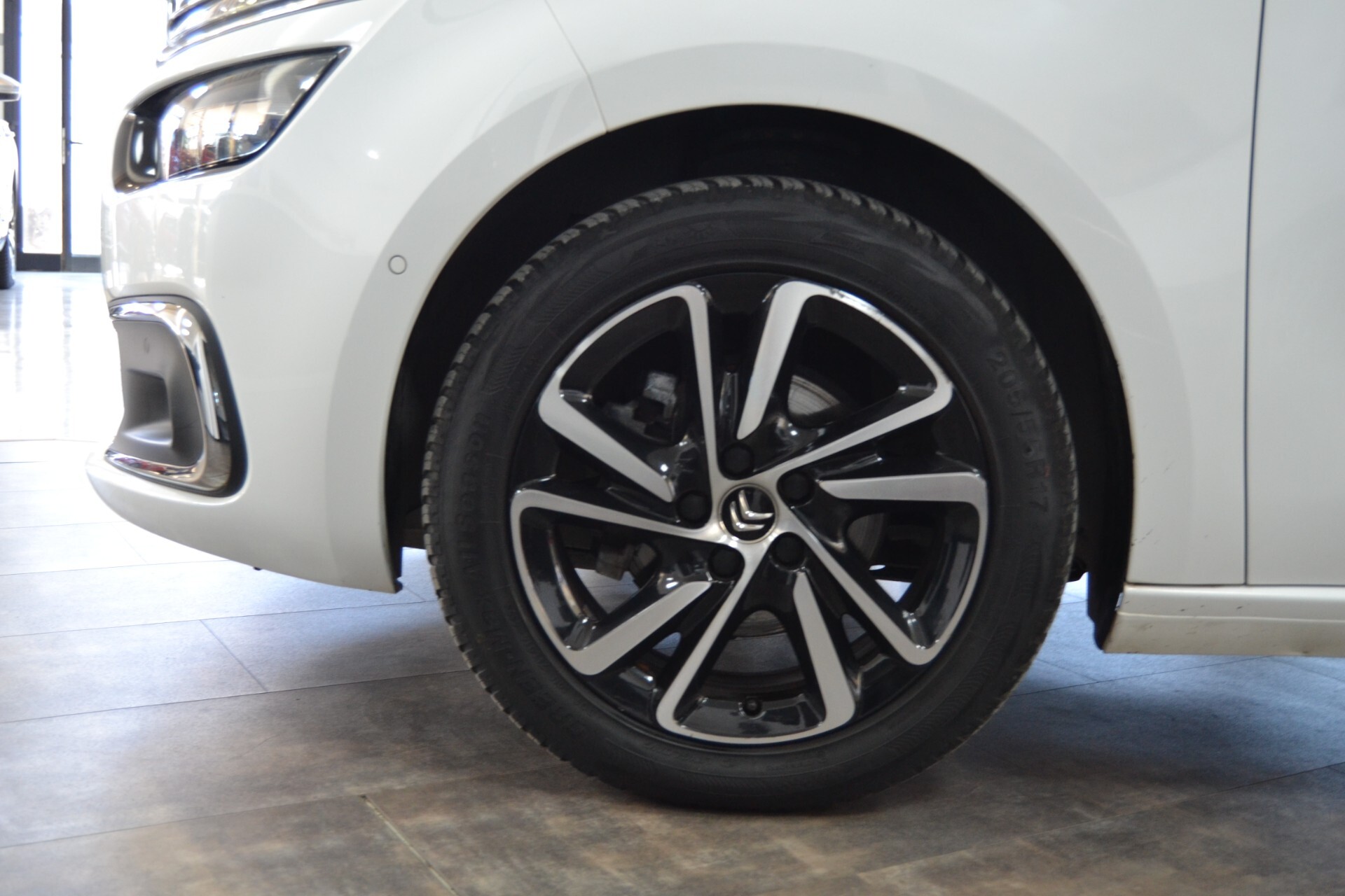 Citroen C4 Picasso BlueHDi 120 EAT6 Shine UniPro/Navi