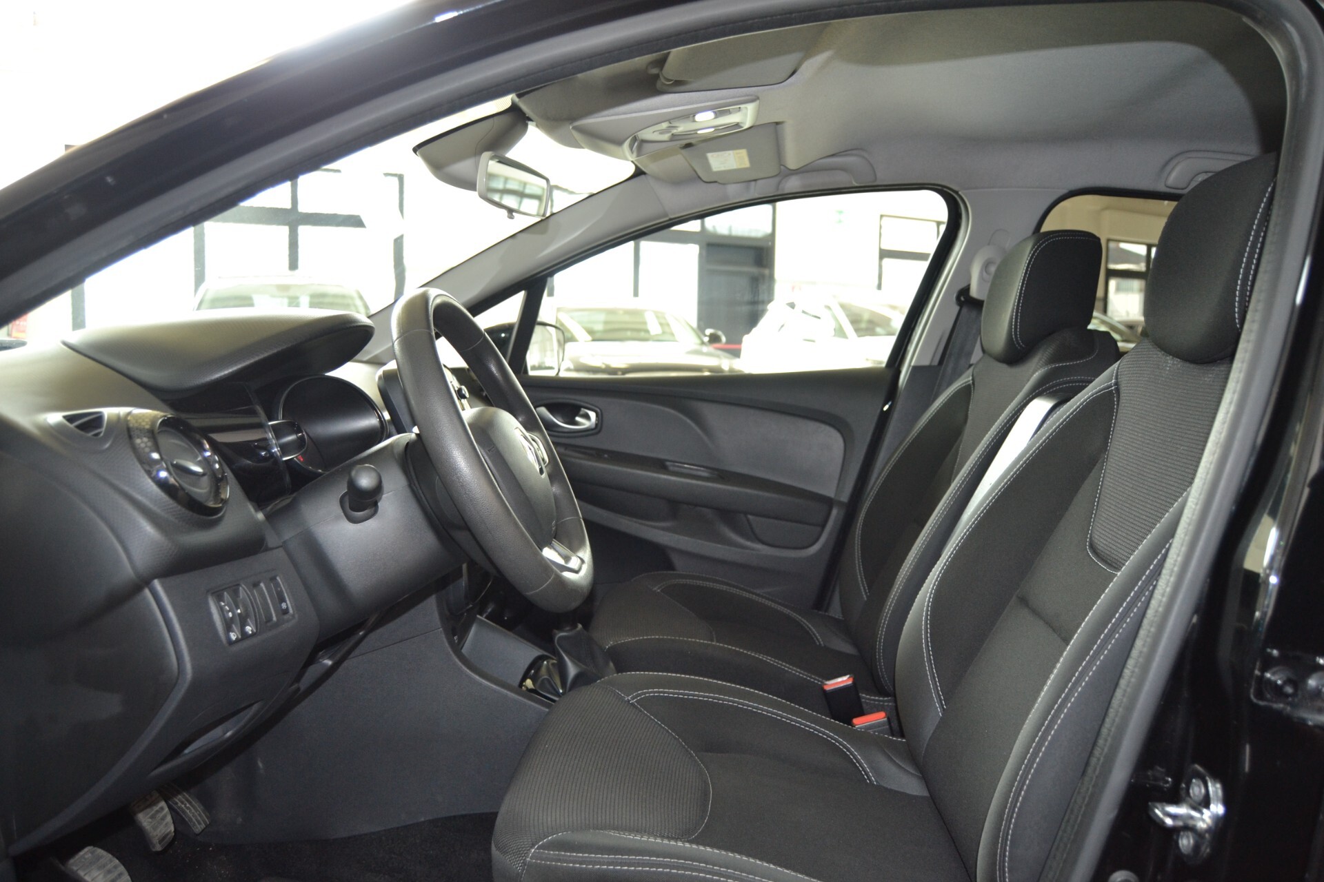 Renault Clio 1.5 DCI 75CV Moschino FULLSET