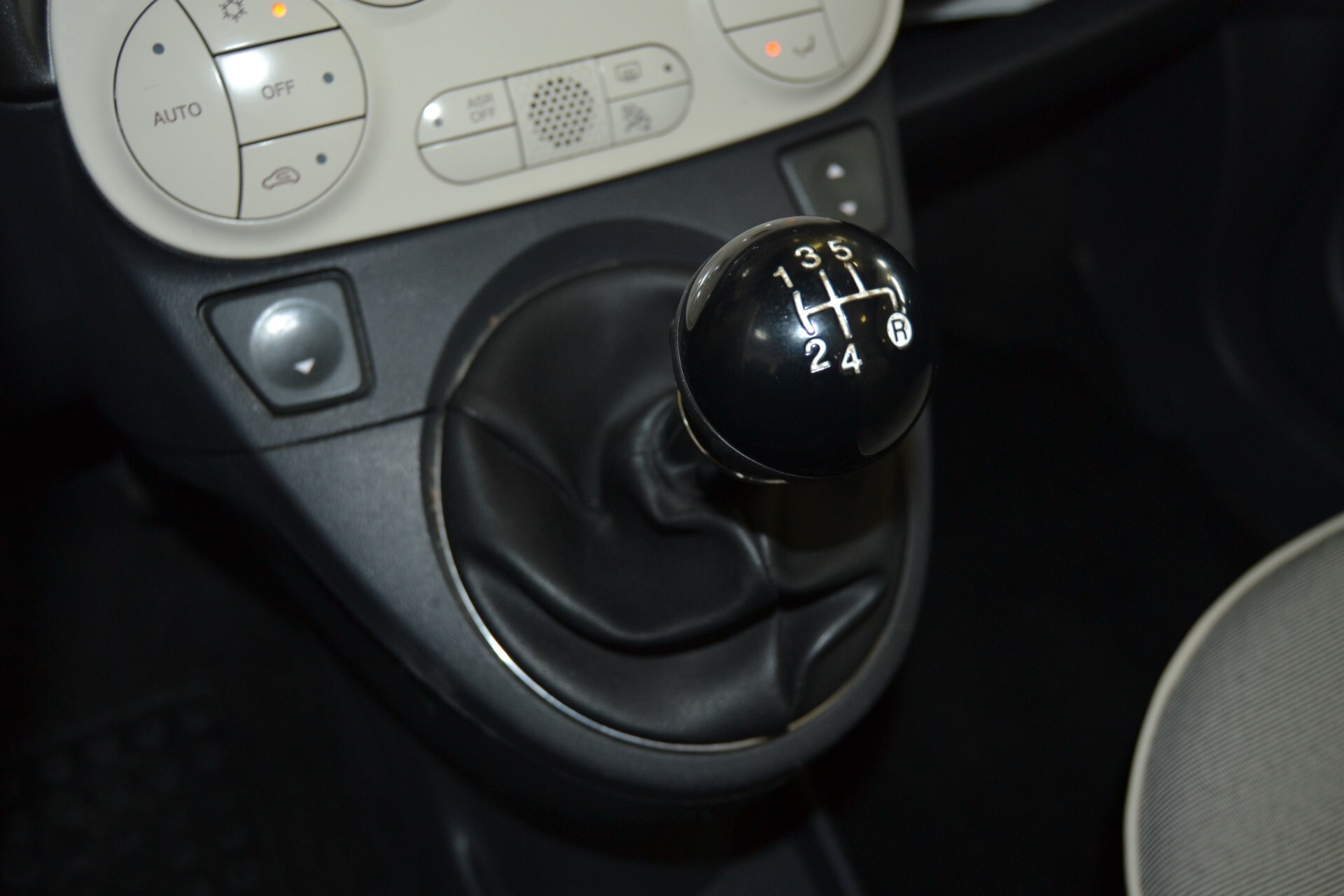 Fiat 500C CABRIO 1.2 Lounge UniPro/KMDoc/PDC