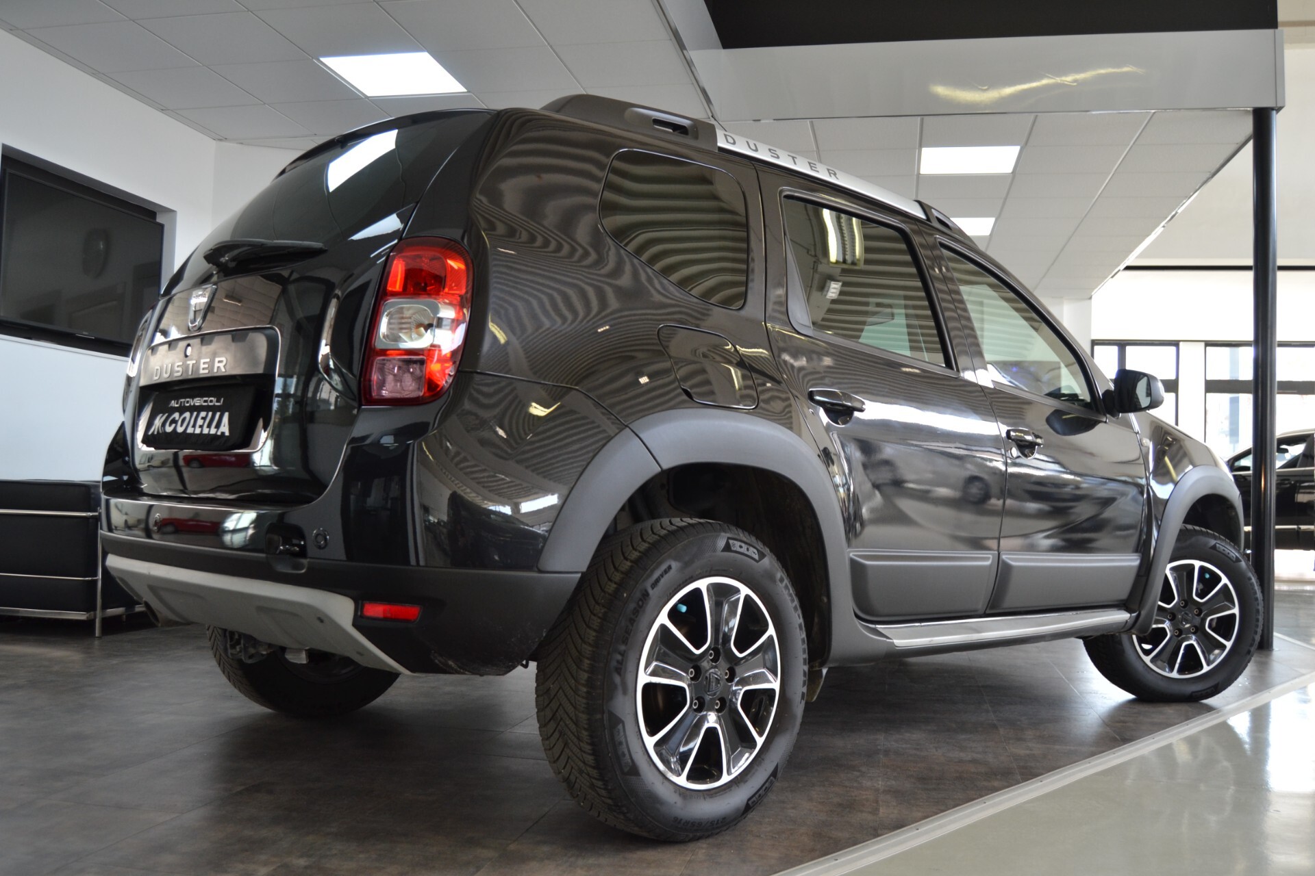 Dacia Duster 1.5 DCI 110 CV Explorer GancioTraino/Navi/Cruise