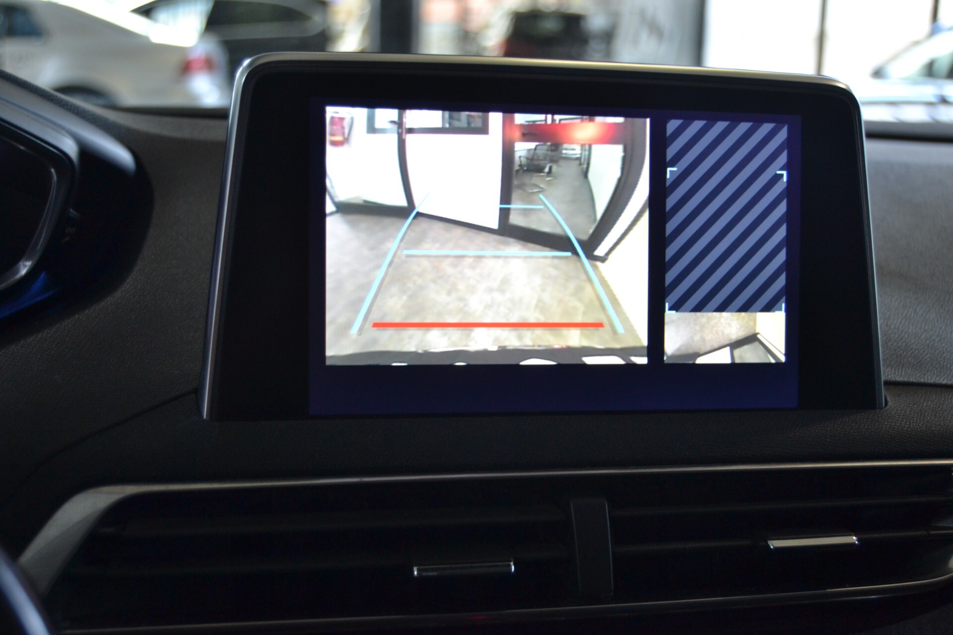 Peugeot 3008 BlueHDi 120 EAT6 Allure Navi/Cruise/KMDOC