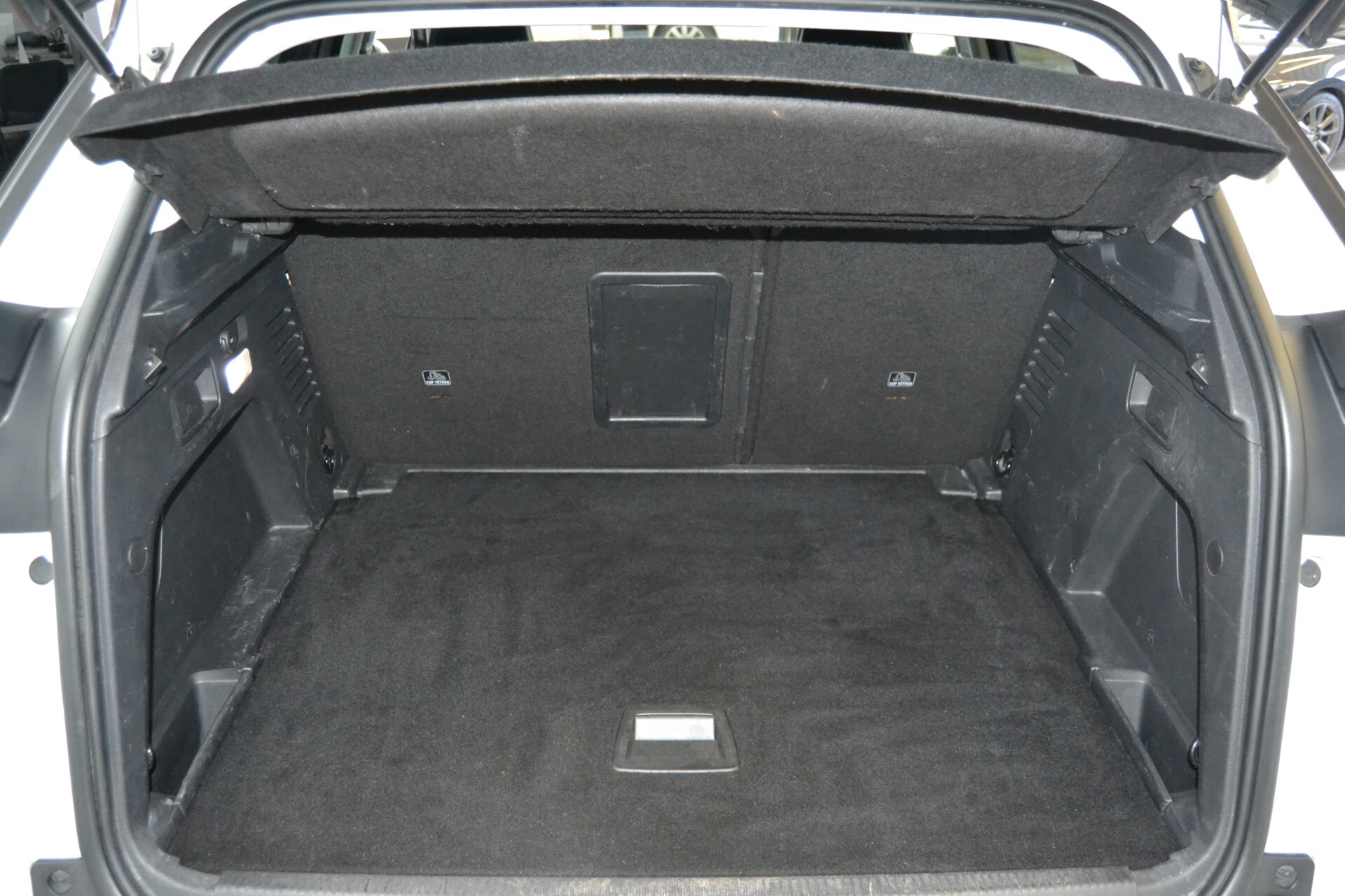 Peugeot 3008 BlueHDi 120 EAT6 Allure Navi/Cruise/KMDOC