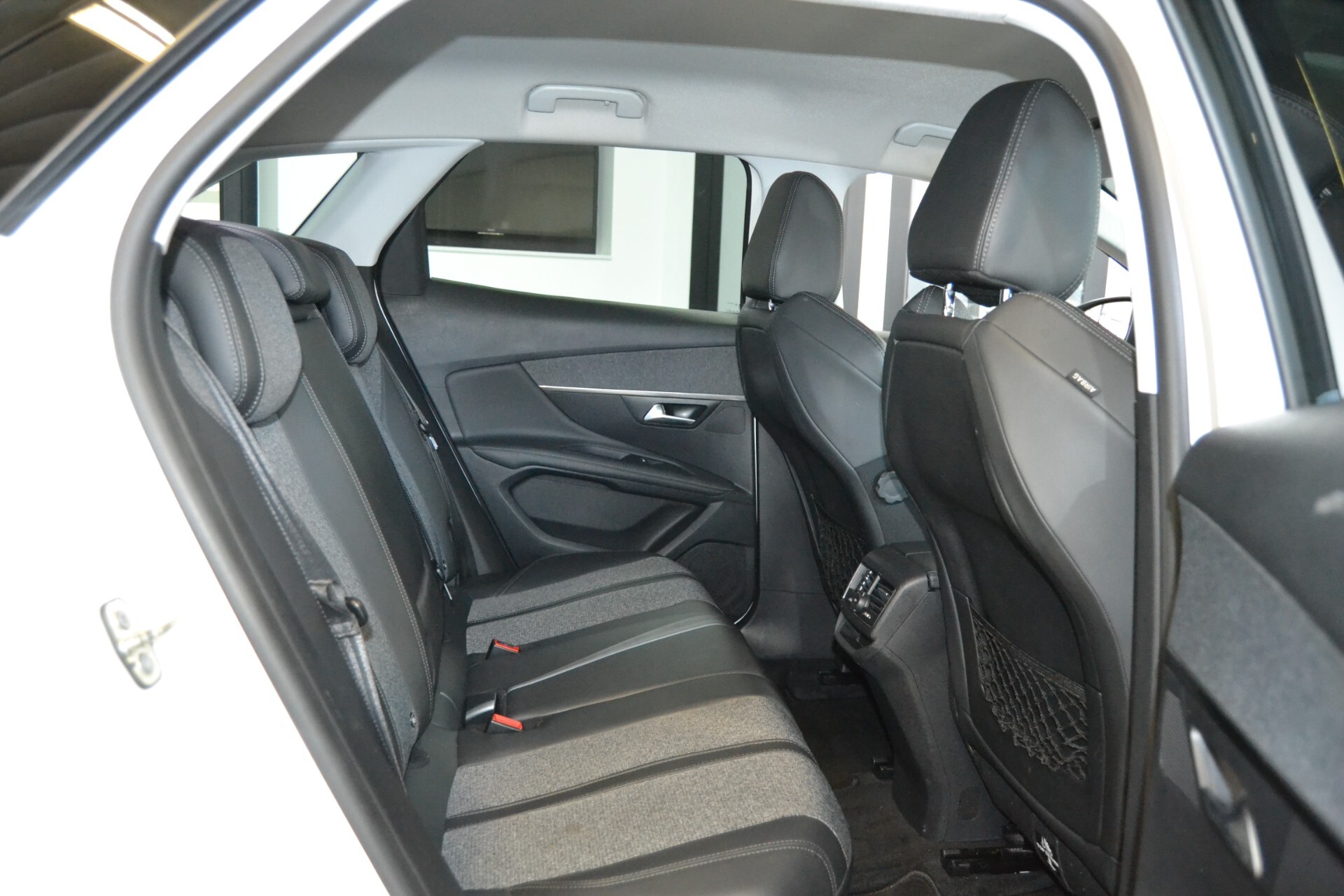 Peugeot 3008 BlueHDi 120 EAT6 Allure Navi/Cruise/KMDOC