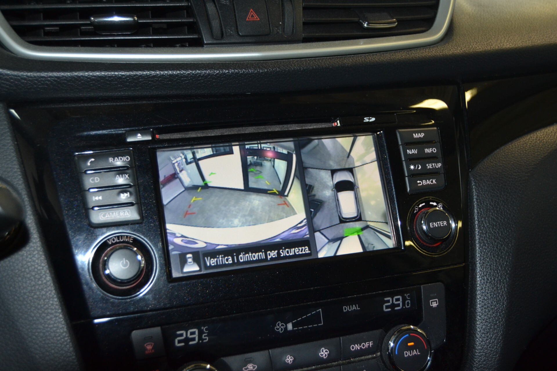 Nissan Qashqai 1.5 DCI 110CV Tekna Navi/Tetto/4TCam