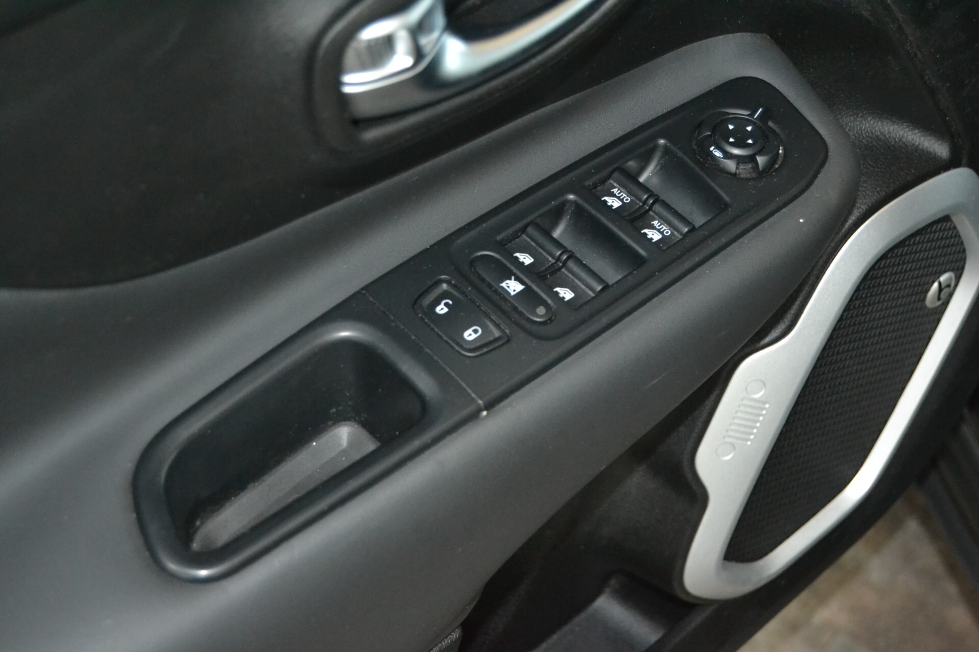 Jeep Renegade 1.6 Mjt 120 CV Limited Navi/XENON/E6 