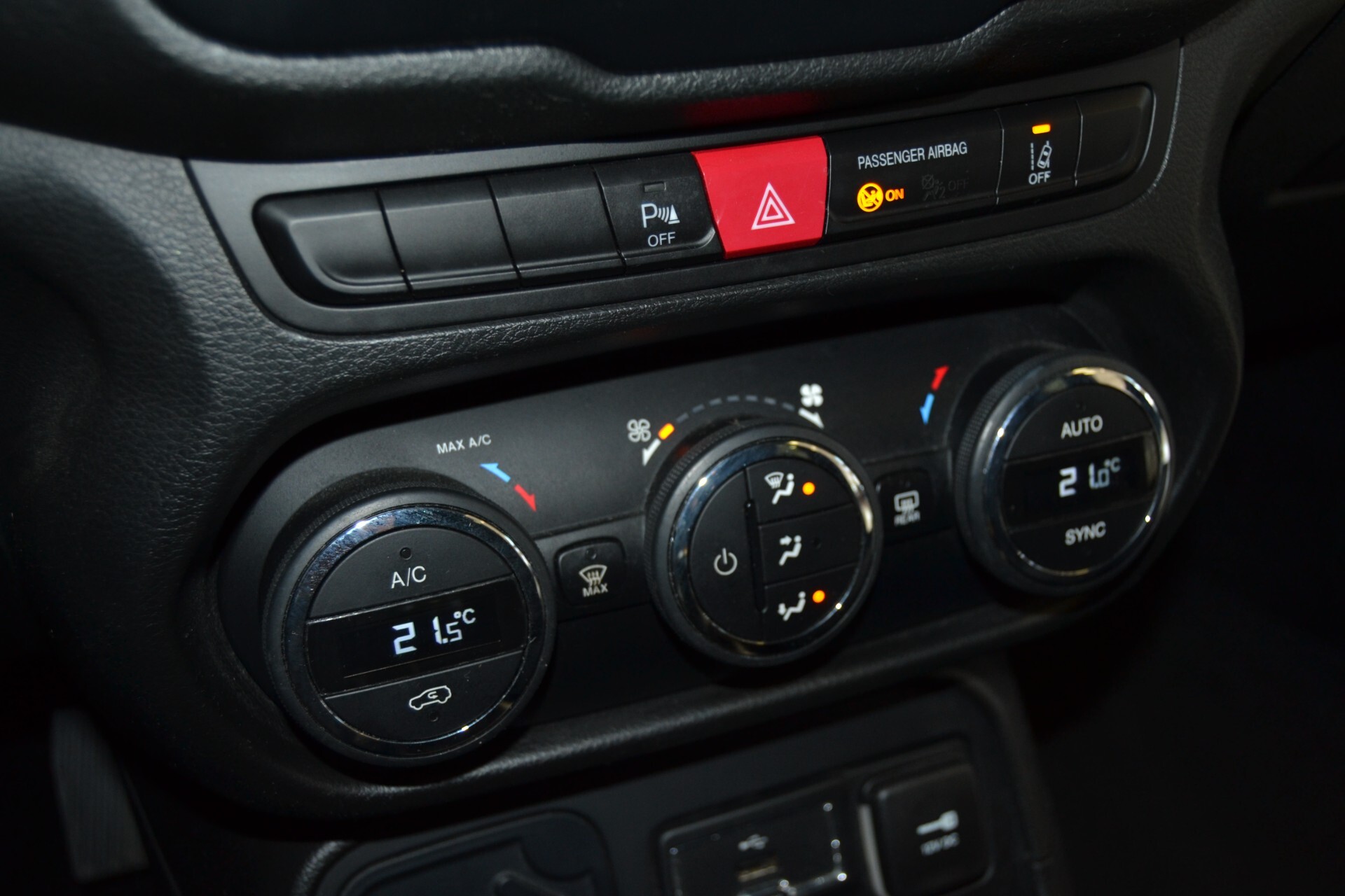 Jeep Renegade 1.6 Mjt 120 CV Limited Navi/XENON/E6 