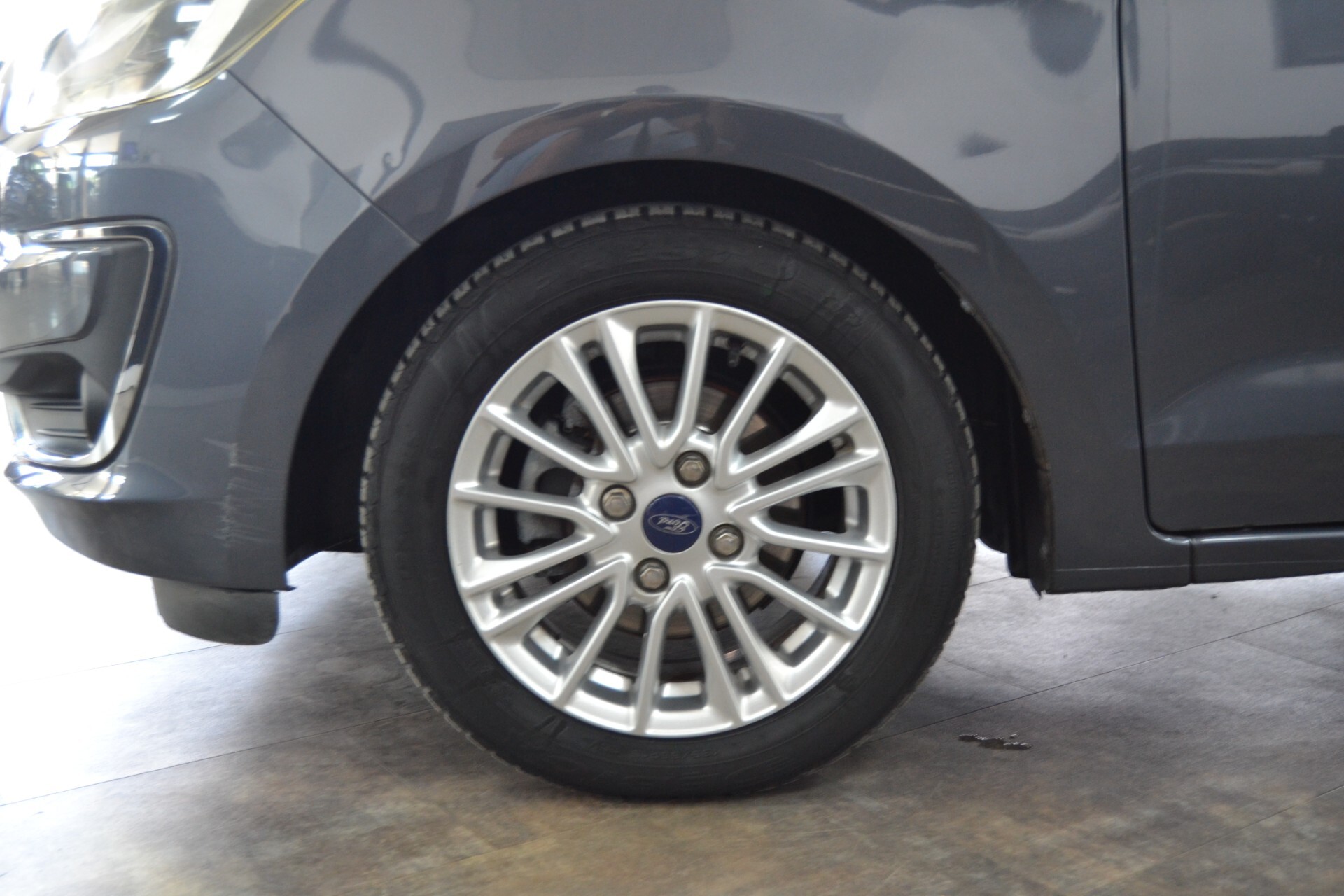 Ford Ka 1.5 TDCI 95cv TITANIUM 5P UniPro/Navi