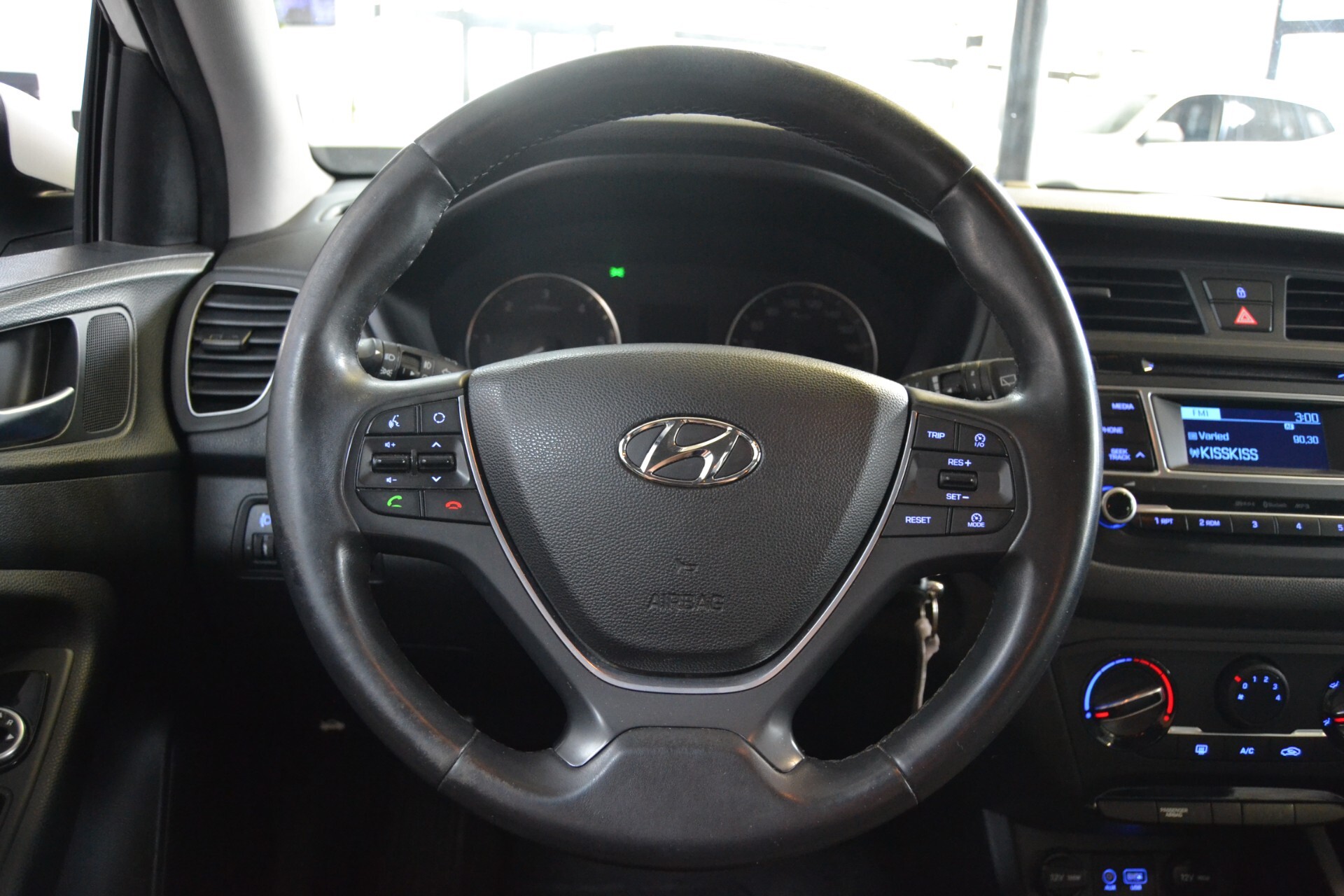 Hyundai i20 1.1 CRDi 6Marce/Euro6/25KM/L