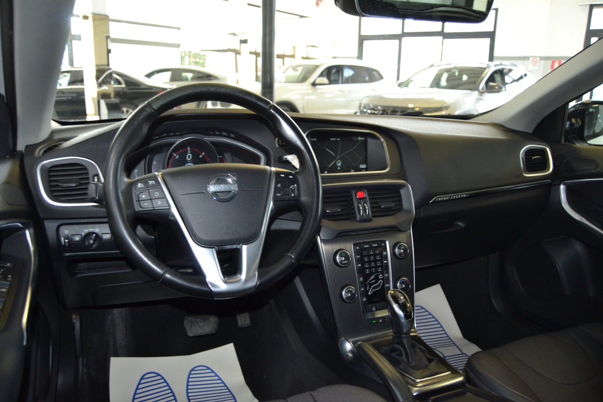 Volvo V40 Cross Country D2 1.6 Powershift Momentum